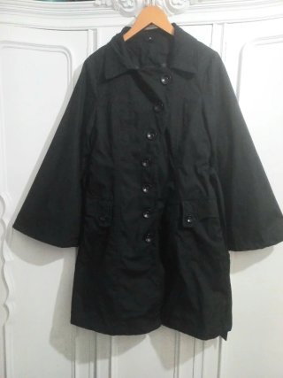 Gabardina Negra Vintage Talla M
