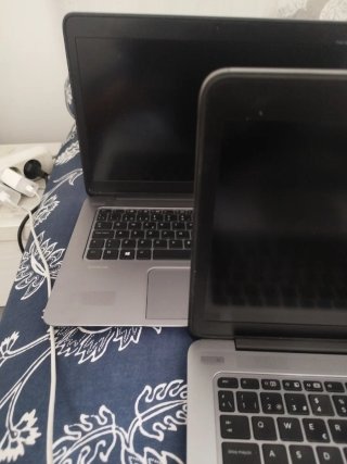 HP Folio i7  1040 G1 - 8GB RAM sin disco ni cargad