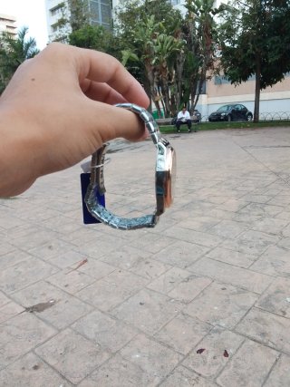Reloj Longbo Negro y Dorado