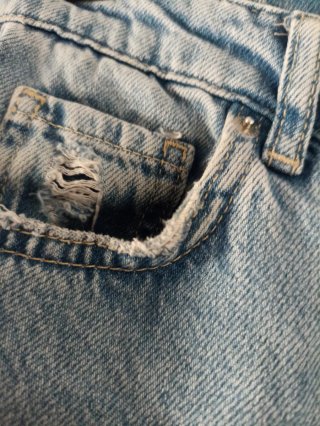 Pantaloni jeans donna strappati