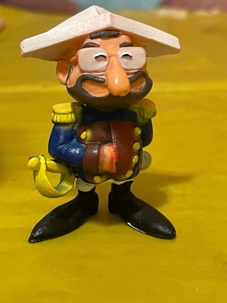 Figuras PVC Monclis