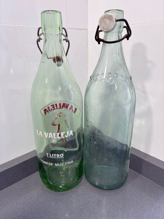 Botellas antiguas de gaseosa