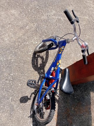 Bicicleta infantil azul Topbike