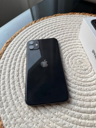 iPhone 11 88% Capacidad Máxima