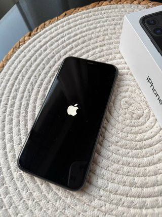 iPhone 11 88% Capacidad Máxima
