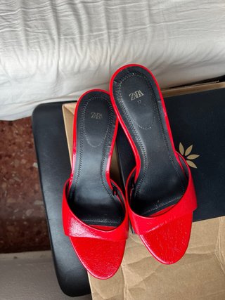 Sandalias tacón Zara Rojo Talla 37