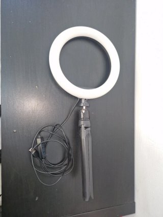 Aro de luz mediano con trípode