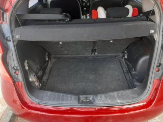 Nissan Note Rojo