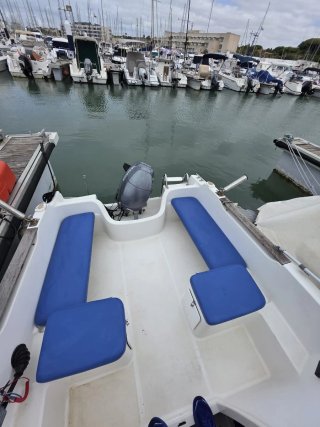 Barco Merry Fisher 450 Semicabinado