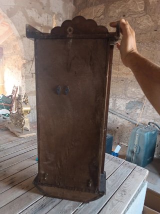Reloj de cuerda antiguo