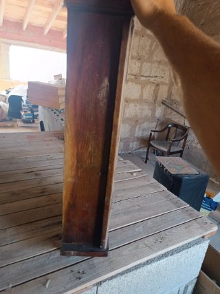 Reloj de cuerda antiguo