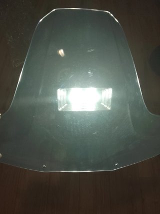 Cúpula Puch Monza y catadióptricos con pasadores