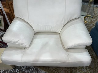 SILLÓN MODERNO DE PIEL