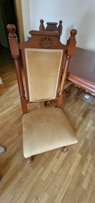 Mesa comedor nogal 4 sillas y 2 sillones