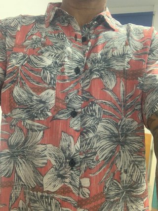 Camisa Estampada Floral Roja