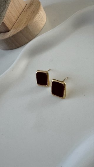 Orecchini quadrati oro e bordeaux
