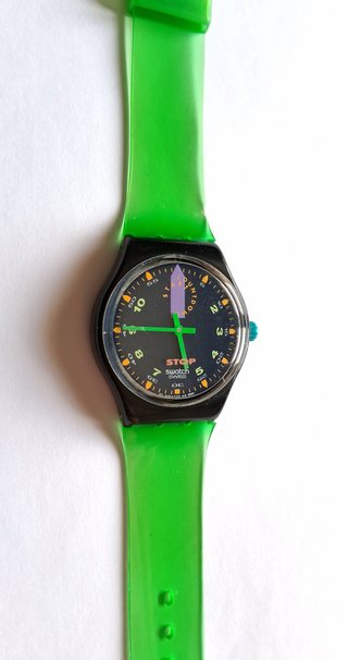 Reloj Swatch StopWatch Negro y Verde