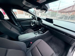 Mazda 3 ETIQUETA ECO  2025