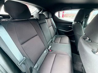 Mazda 3 ETIQUETA ECO  2025