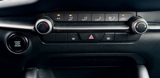Mazda 3 ETIQUETA ECO  2025