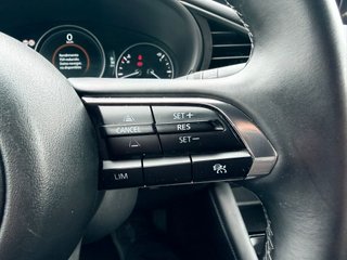 Mazda 3 ETIQUETA ECO  2025