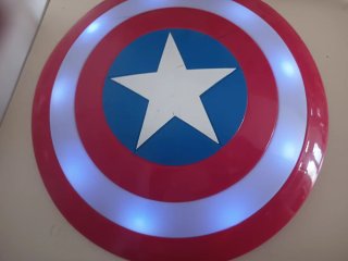 Escudo Capitán América Disney Store