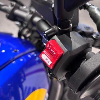 YAMAHA XSR700