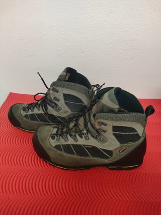 Scarponi AKU Goretex AIR 8000