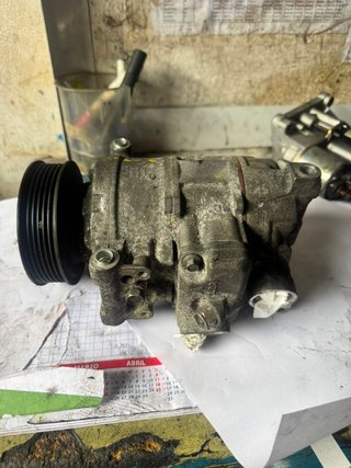 Compresor A.C. Audi A4 B7 2.0 TDI