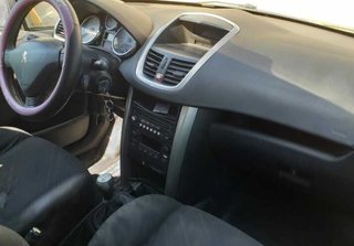 Salpicadero peugeot 207 xs 275145