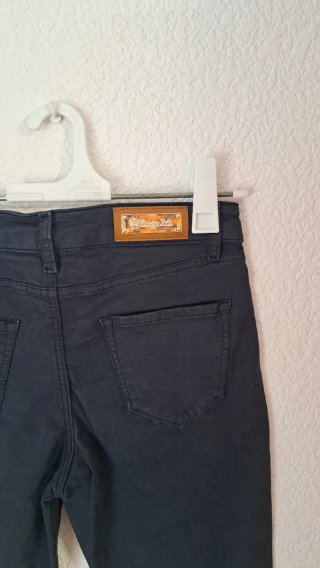 Pantalón azul marino talla 38