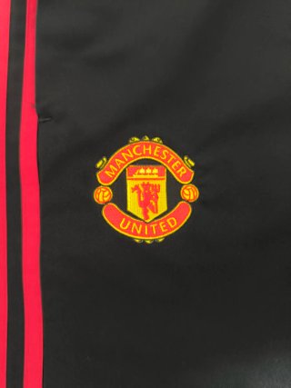 Pantalón corto Adidas Manchester United