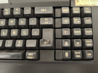 Máquina de escribir Olivetti ET 116