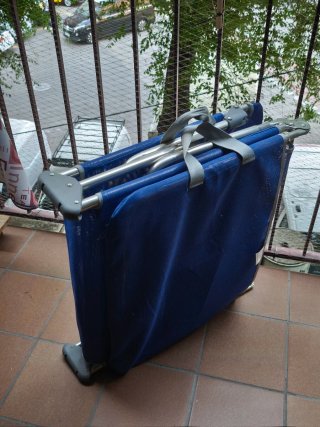 Tumbona y silla de playa plegable
