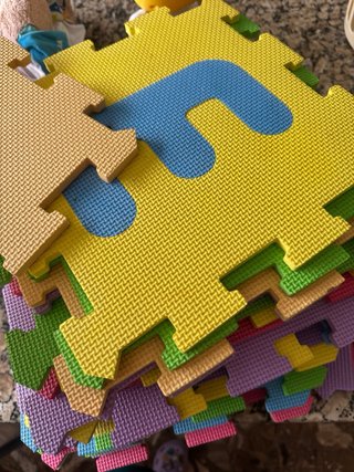 Alfombra puzzle infantil multicolor
