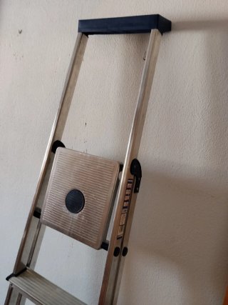 Escalera aluminio plegable