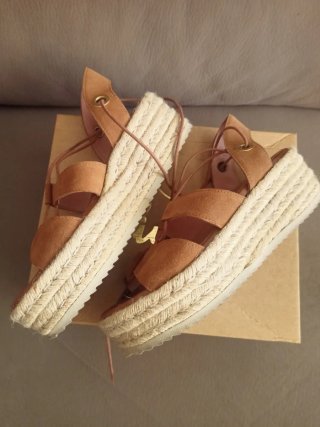 Sandalias piel