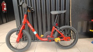 Bicicleta Btwin 14 Roja