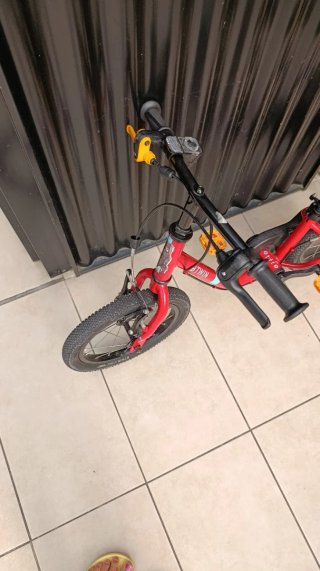 Bicicleta Btwin 14 Roja
