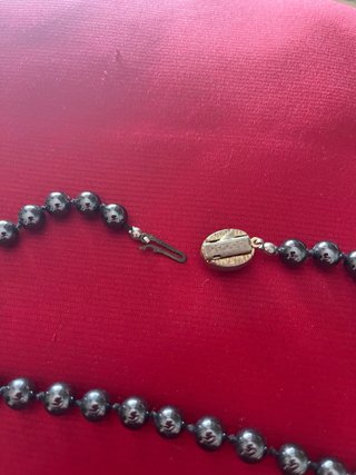 Collana con orecchino grigio