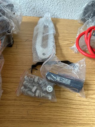 Cabrestante Eléctrico VEVOR 6100kg 12V