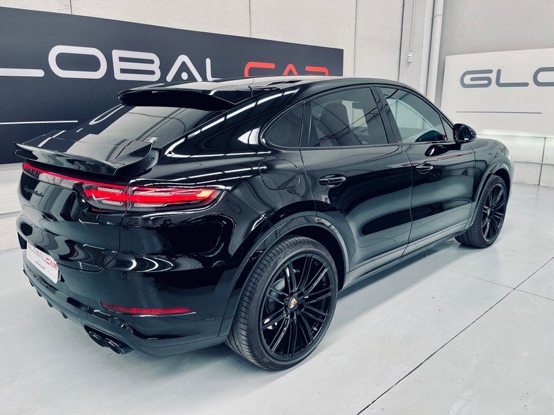 Porsche Cayenne 2020, foto 24