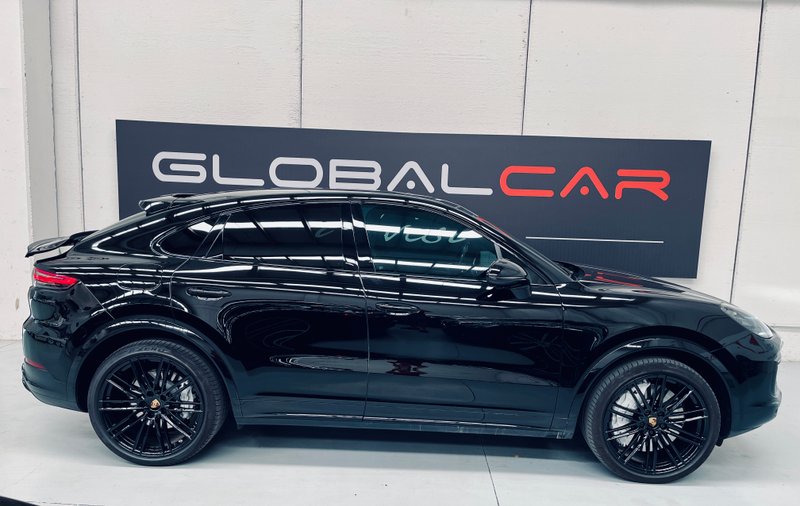 Porsche Cayenne 2020, foto 43