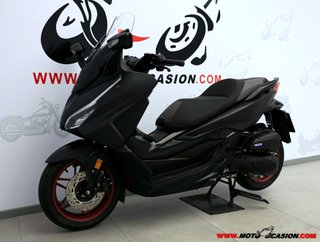 HONDA FORZA 125 -APTA B Y A1- GARANTÍA OFICIAL