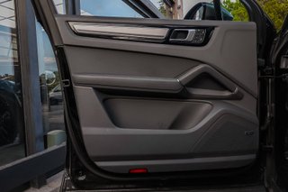 Porsche Cayenne E-Hybrid Platinum Edition