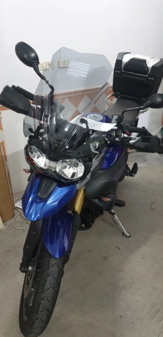 Triumph Tiger 800 Adventure Moto