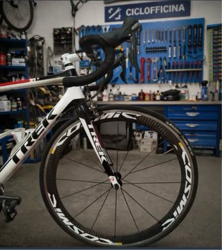 Trek Madone Carbono T54 + Mavic Cosmic