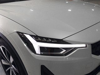 Polestar 2 Standard Range Single Motor FWD 69kWh 170 kW (231 CV)
