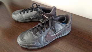 Botas de futsal negras 36