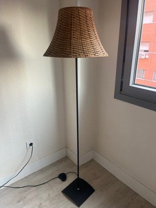 Sillón vintage mimbre y ratán + Lámpara de pie